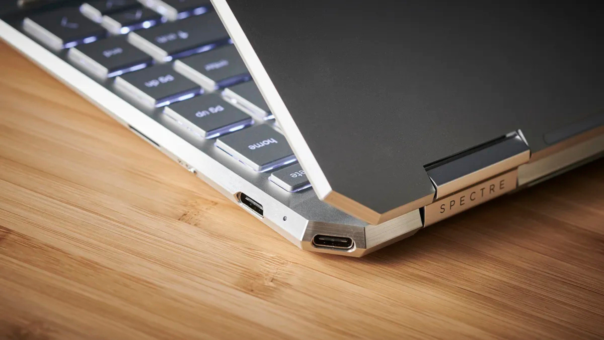 HP Spectre x360 (2021): Sự kết hợp hoàn hảo giữa hiệu năng và phong cách 26 HP Spectre x360 2021 9