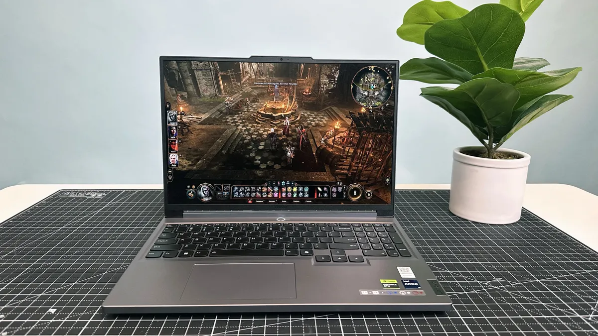 Lenovo Legion 5i 16 Gen 9 08