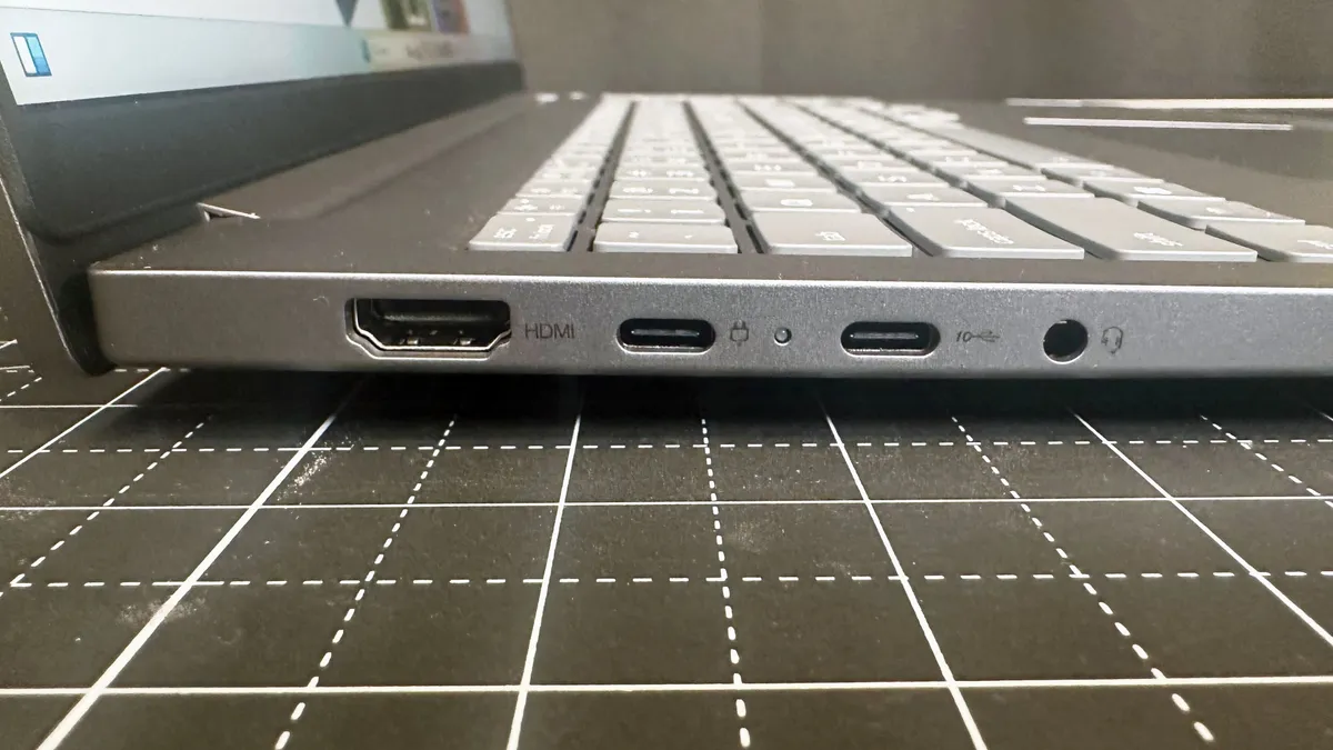 Lenovo ThinkBook 16 Gen 7 04