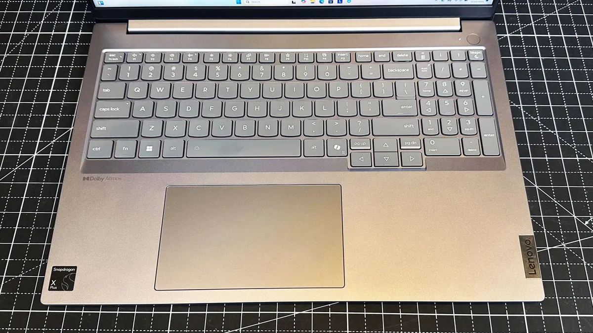 Lenovo ThinkBook 16 Gen 7 07