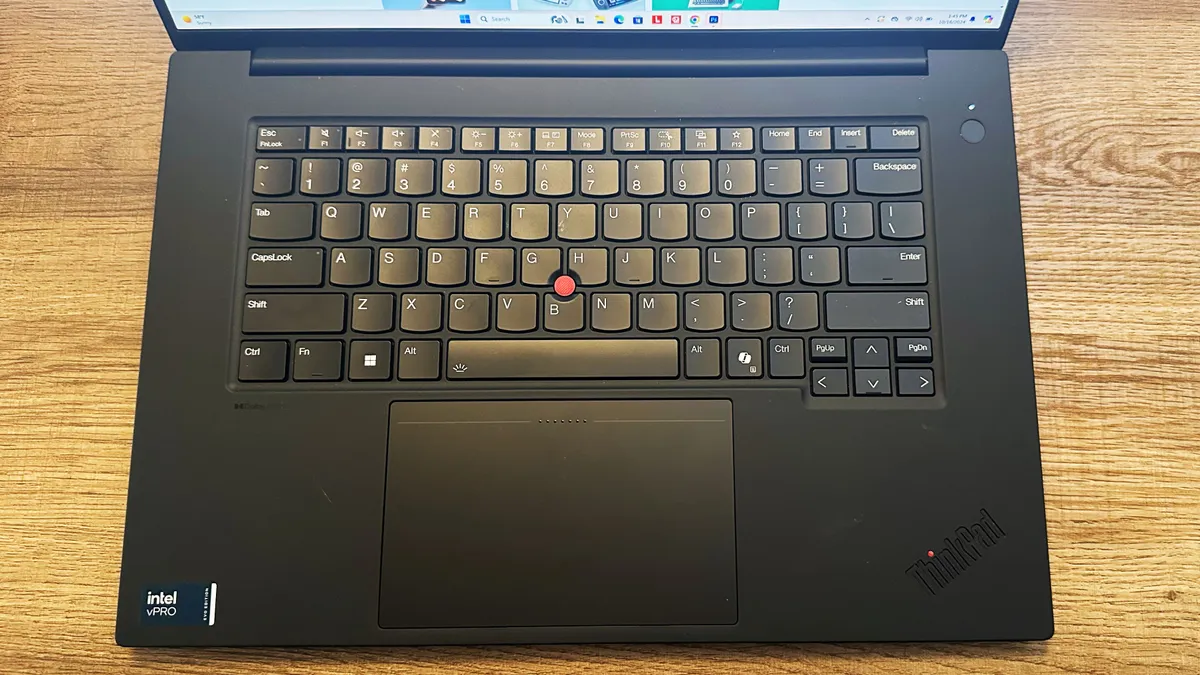 Lenovo ThinkPad P1 Gen 7 07