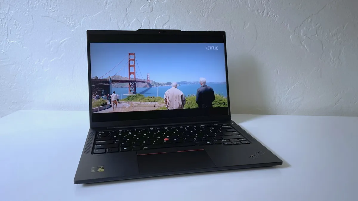 Lenovo ThinkPad T14s Gen 6 05