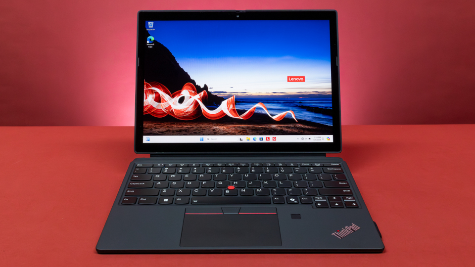 Đánh giá Laptop Lenovo ThinkPad X12 Gen 2 có thể tháo rời 10 Lenovo ThinkPad X12 Gen 2 05