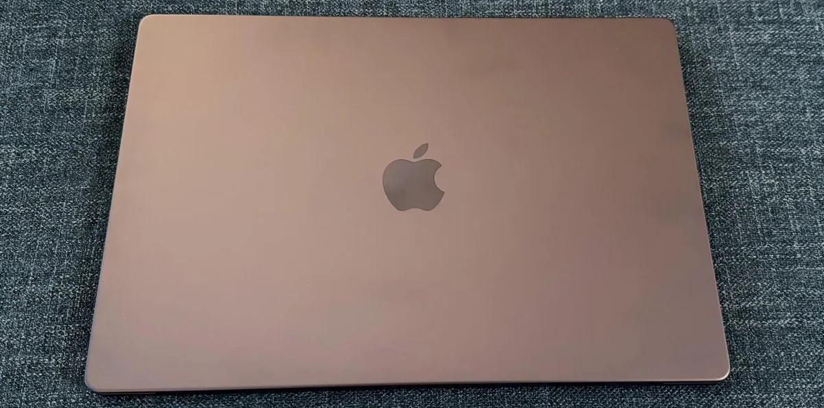 MacBook Pro 16 inch M4 Pro 2