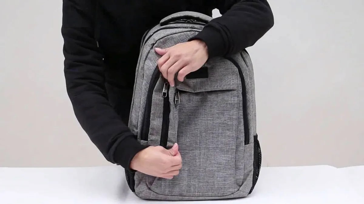 Top phụ kiện MacBook đáng mua nhất năm 2024 - Nâng tầm trải nghiệm cùng MacBook 23 Matein Travel Laptop Backpack