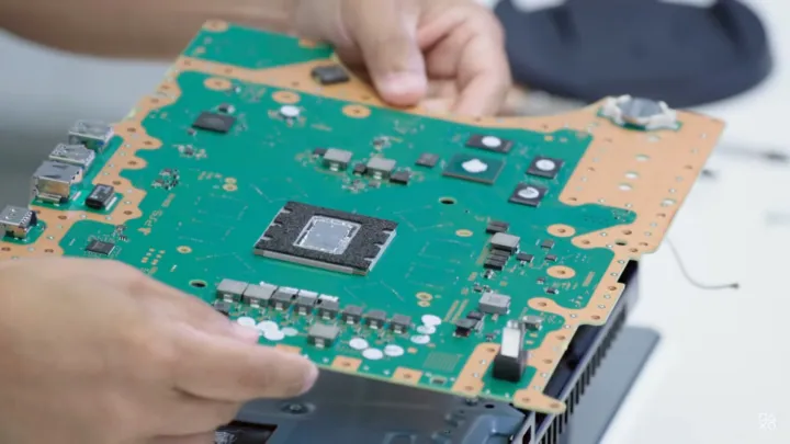 PS5 so với PC: Lựa chọn nào tốt hơn để chơi game vào năm 2024? 17 PS5 so voi PC Lua chon nao tot hon de choi game vao nam 2024 04