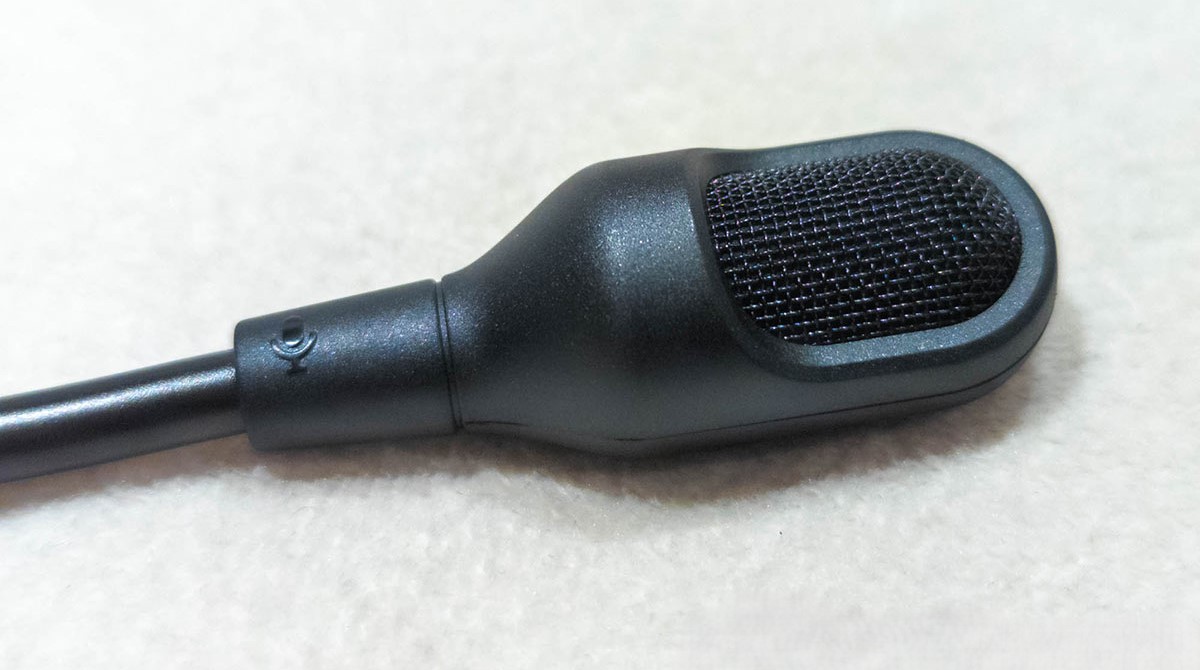 Razer BlackShark V2 Pro 12