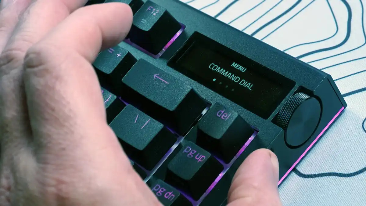 Razer BlackWidow V4 Pro 75 08