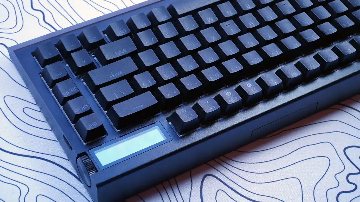 Razer BlackWidow V4 Pro 75 14