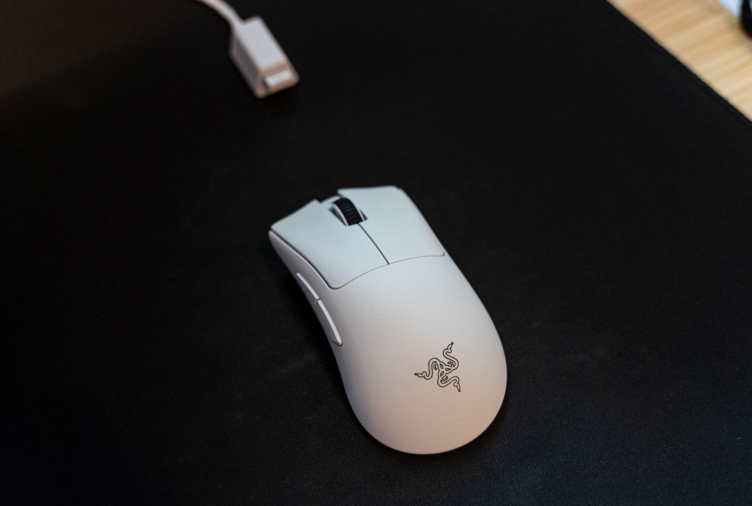 Razer DeathAdder V3 Pro 09 e1732599176188