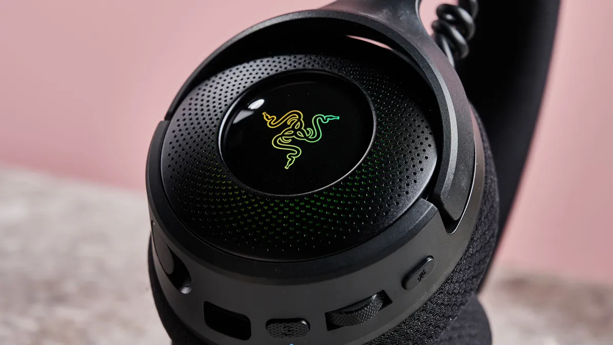 Razer Kraken V4 02
