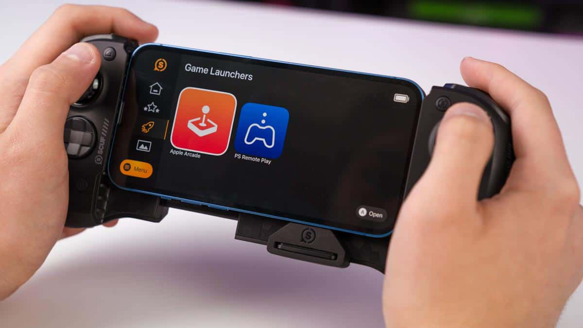 Tay cam choi game Scuf Nomad 12