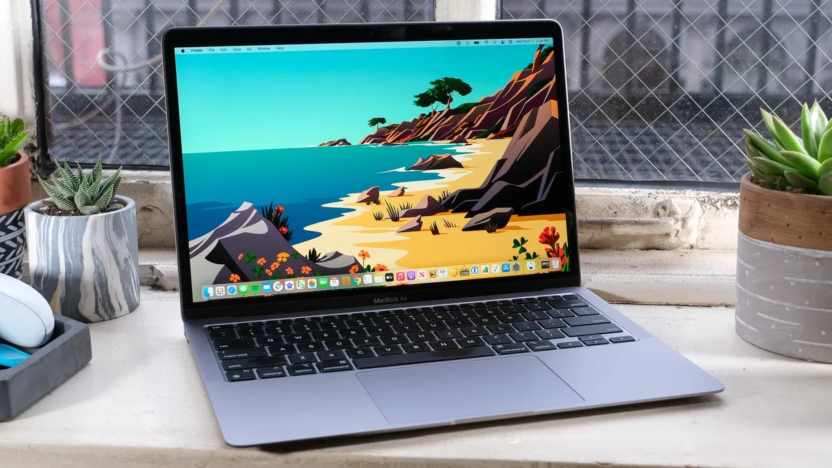 Những chiếc MacBook tốt nhất năm 2024: Chiếc MacBook nào sẽ phù hợp với bạn 11 03