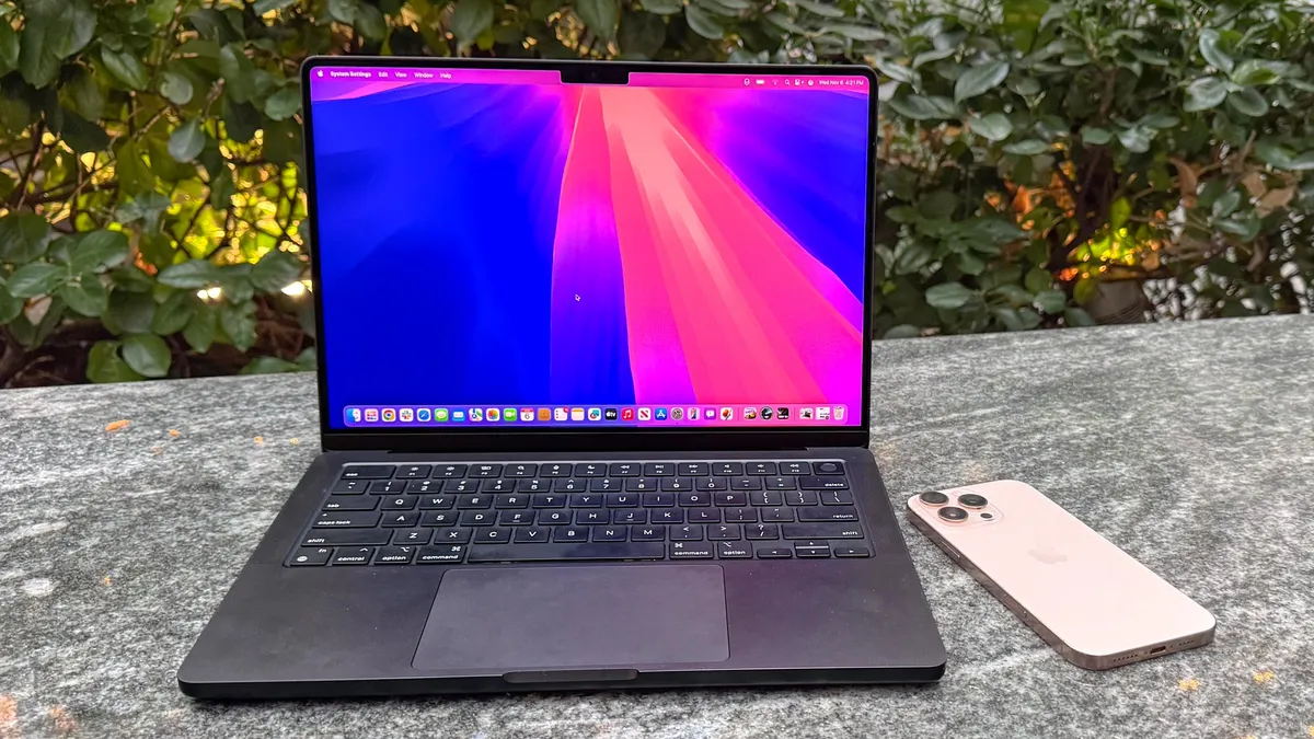 Những chiếc MacBook tốt nhất năm 2024: Chiếc MacBook nào sẽ phù hợp với bạn 12 04