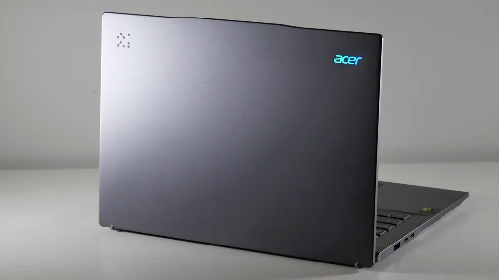 Top laptop 14 inch đáng mua nhất 2024: Nhỏ gọn, mạnh mẽ, bứt phá mọi giới hạn 50 Acer Swift 14 AI 3