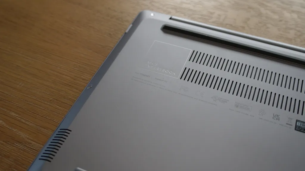 Asus ExpertBook P5 (P5405): Lựa chọn bền bỉ, giá tốt với thời lượng pin ấn tượng 43 Asus ExpertBook P5 P5405 12