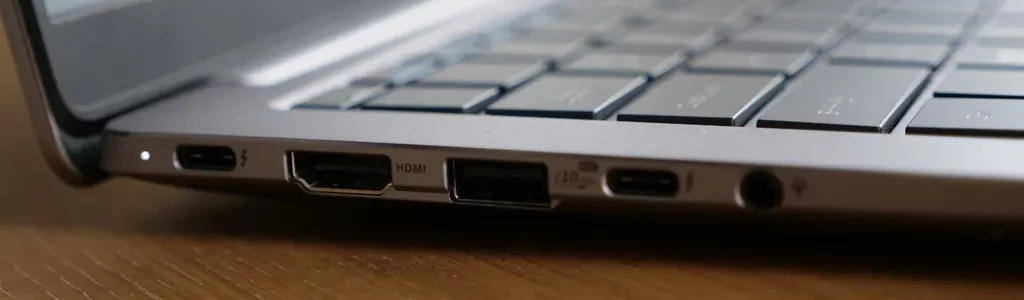 Asus ExpertBook P5 (P5405): Lựa chọn bền bỉ, giá tốt với thời lượng pin ấn tượng 29 Asus ExpertBook P5 P5405 6 e1734686132642