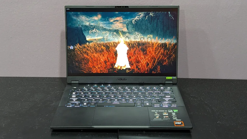 Top laptop 14 inch đáng mua nhất 2024: Nhỏ gọn, mạnh mẽ, bứt phá mọi giới hạn 68 Asus TUF Gaming A14 2024