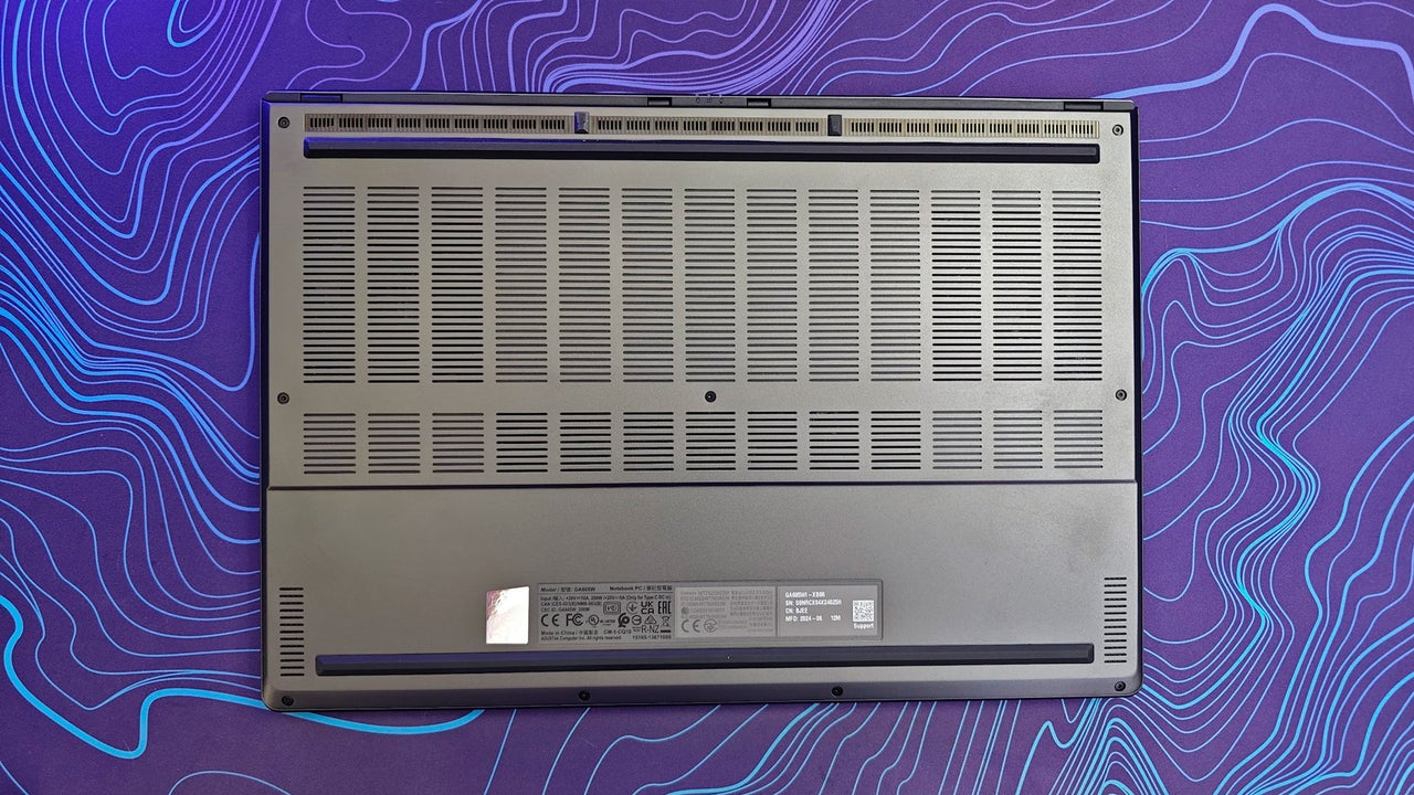 Asus Zenbook S 16 03