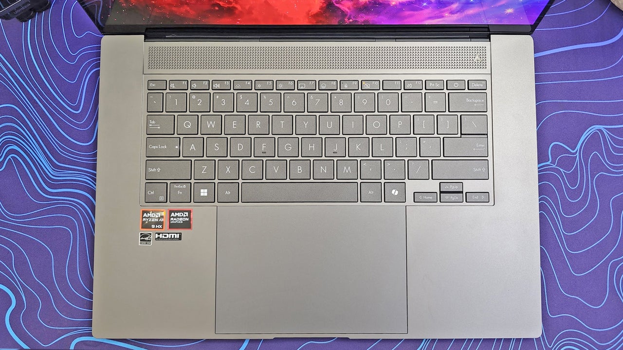 Asus Zenbook S 16 05 1