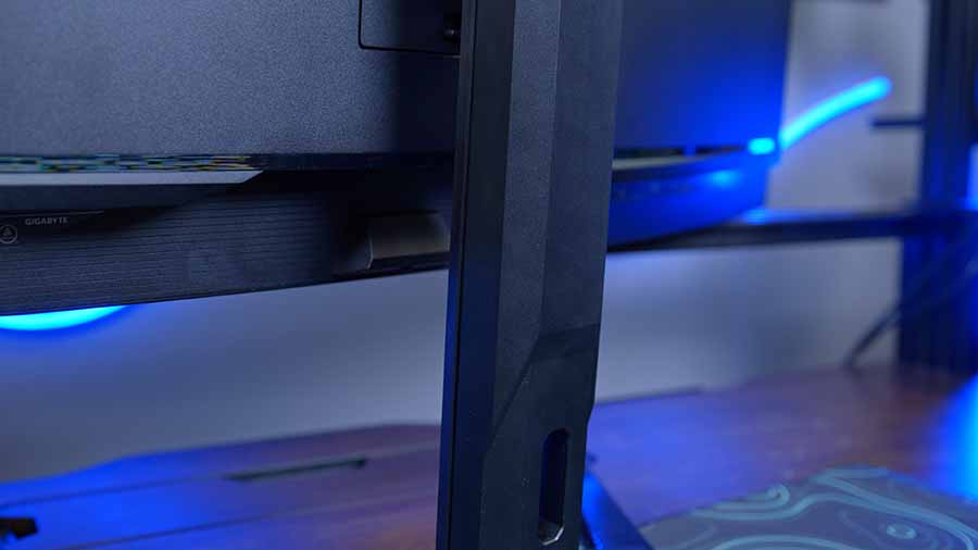 Gigabyte AORUS CO49DQ 03