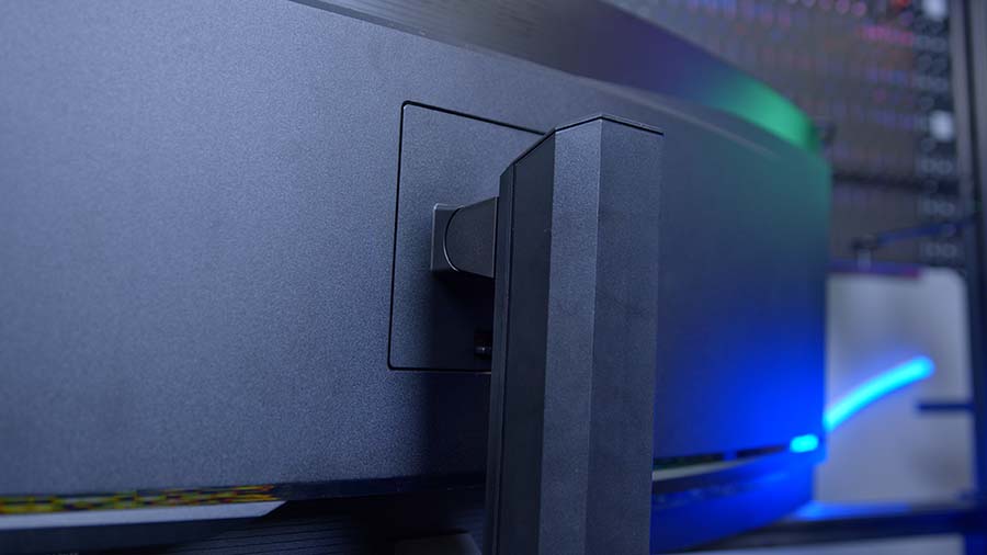 Gigabyte AORUS CO49DQ 09