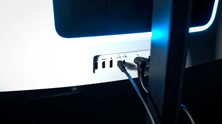 HP Omen Transcend 32 07