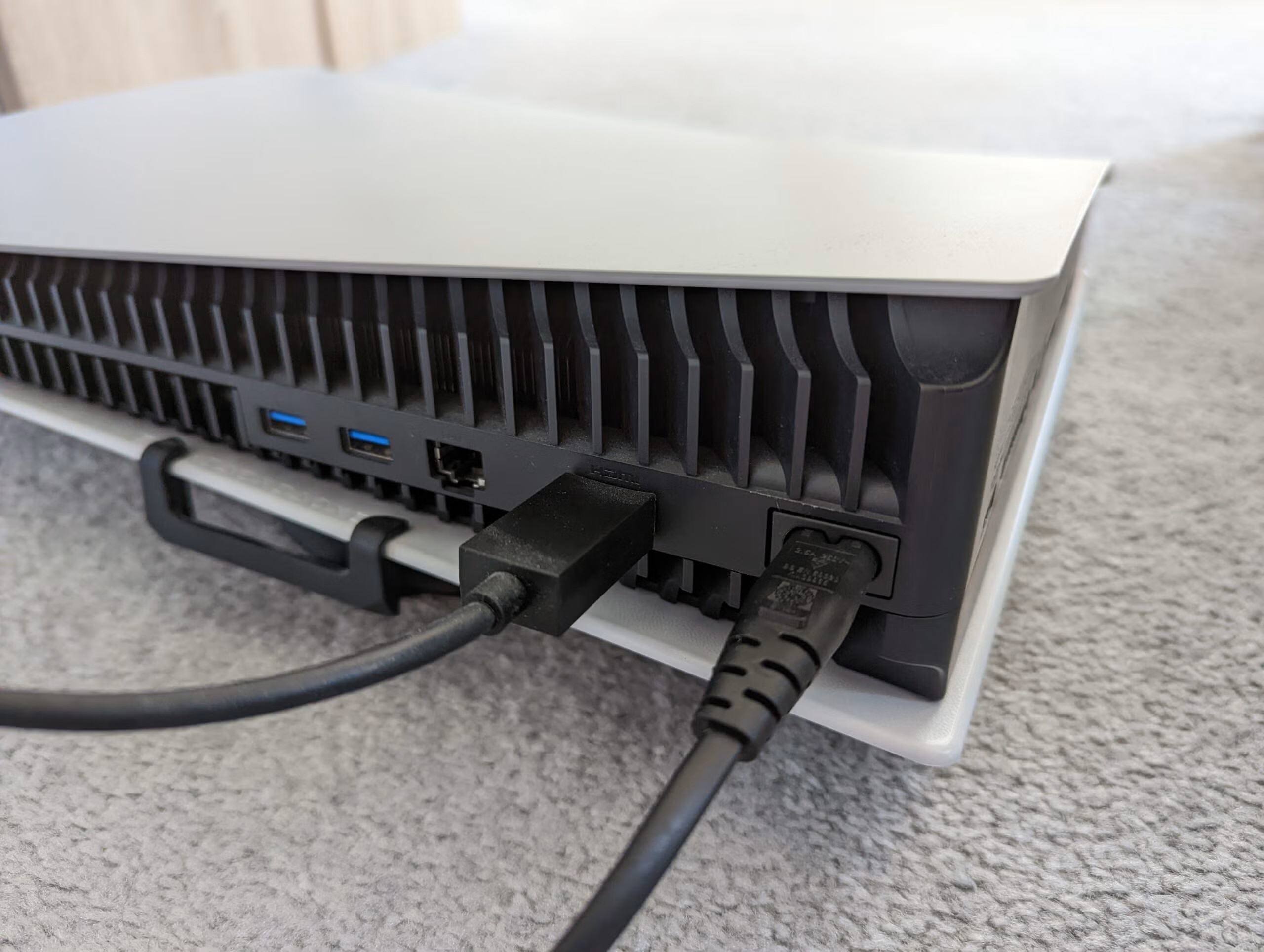 Huong dan lap SSD cho PS5 Tang dung luong luu tru mo rong khong gian giai tri 3 1