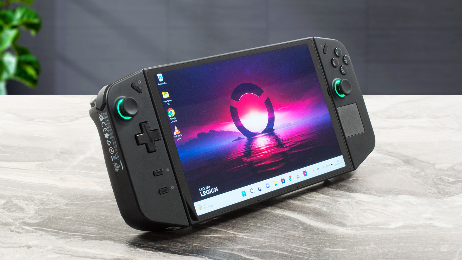Lenovo Legion Go 8