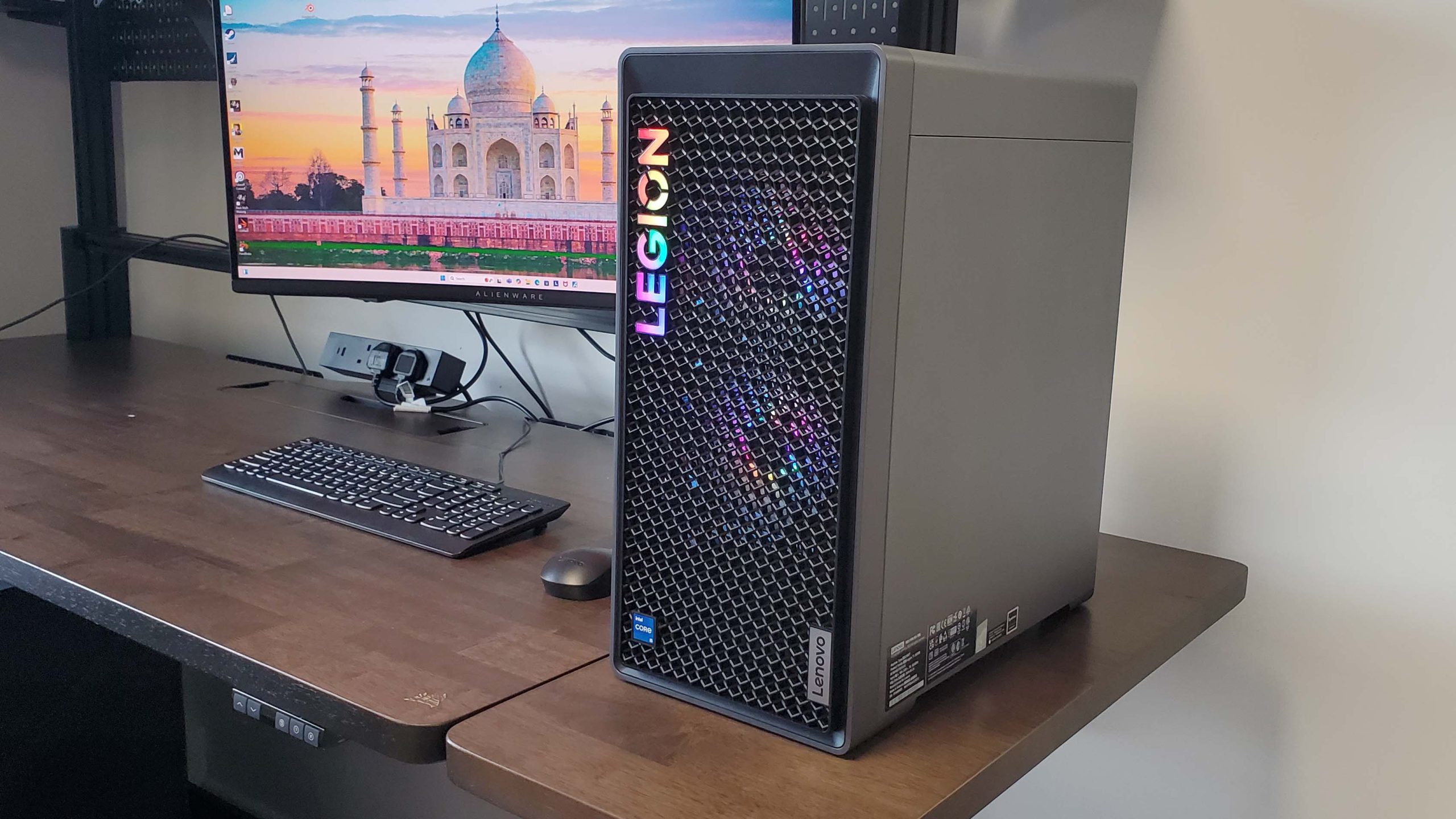 Đánh giá Lenovo Legion Tower 5i Gen 8: Sự lựa chọn đáng giá cho game thủ nhập môn 20 Lenovo Legion Tower 5i Gen 8 2 scaled