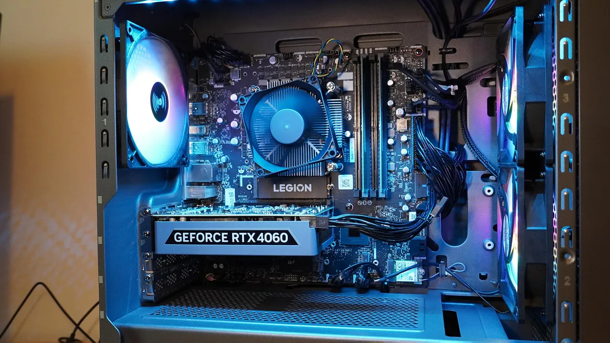 Đánh giá Lenovo Legion Tower 5i Gen 8: Sự lựa chọn đáng giá cho game thủ nhập môn 18 Lenovo Legion Tower 5i Gen 8