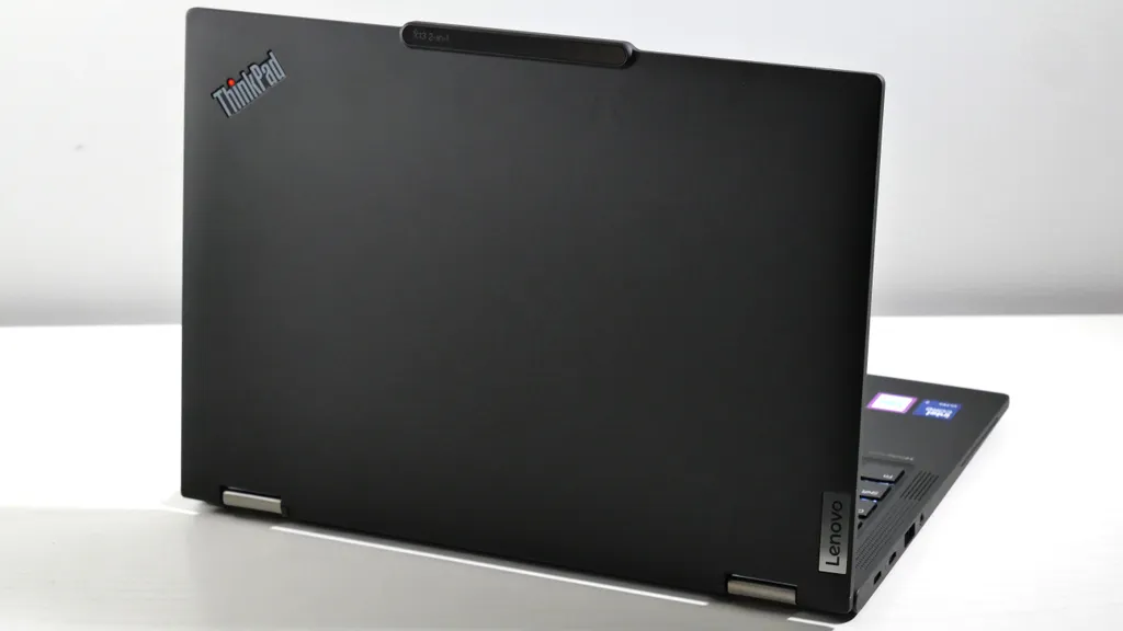 Lenovo ThinkPad X13 2-in-1 Gen 5: Sự kết hợp trọn vẹn giữa hiệu năng và tiện dụng 24 Lenovo ThinkPad X13 2 in 1 Gen 5 2