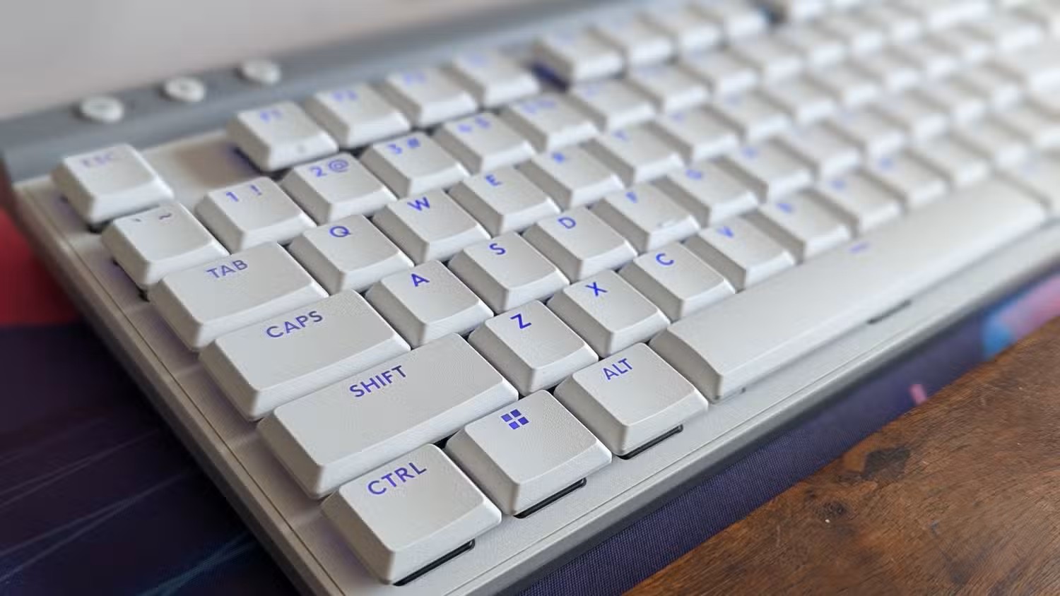 Logitech G515 Lightspeed TKL: Đỉnh cao bàn phím chơi game không dây cao cấp 18 Logitech G515 Lightspeed TKL 2