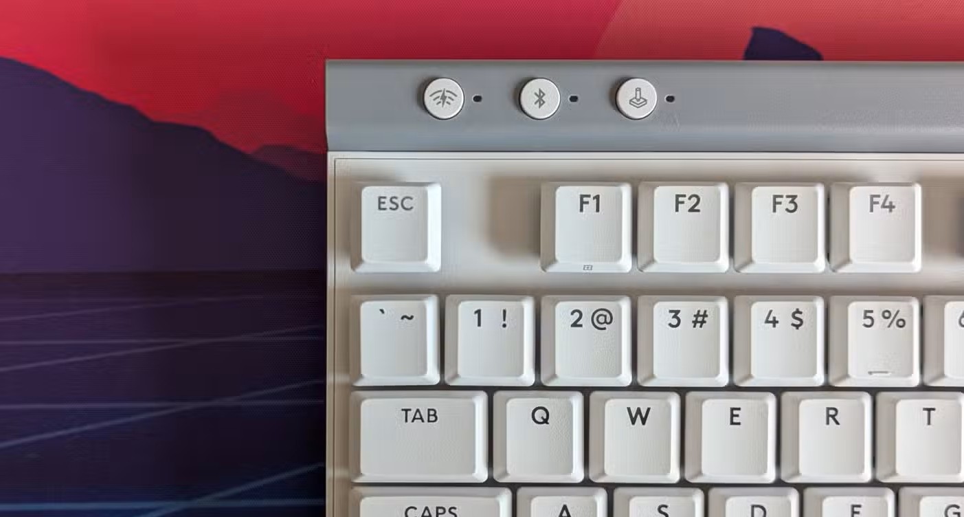 Logitech G515 Lightspeed TKL: Đỉnh cao bàn phím chơi game không dây cao cấp 17 Logitech G515 Lightspeed TKL 4