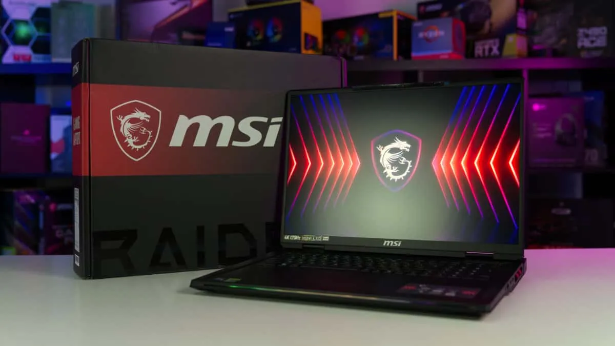 MSI Raider 18HX A14VIG 01