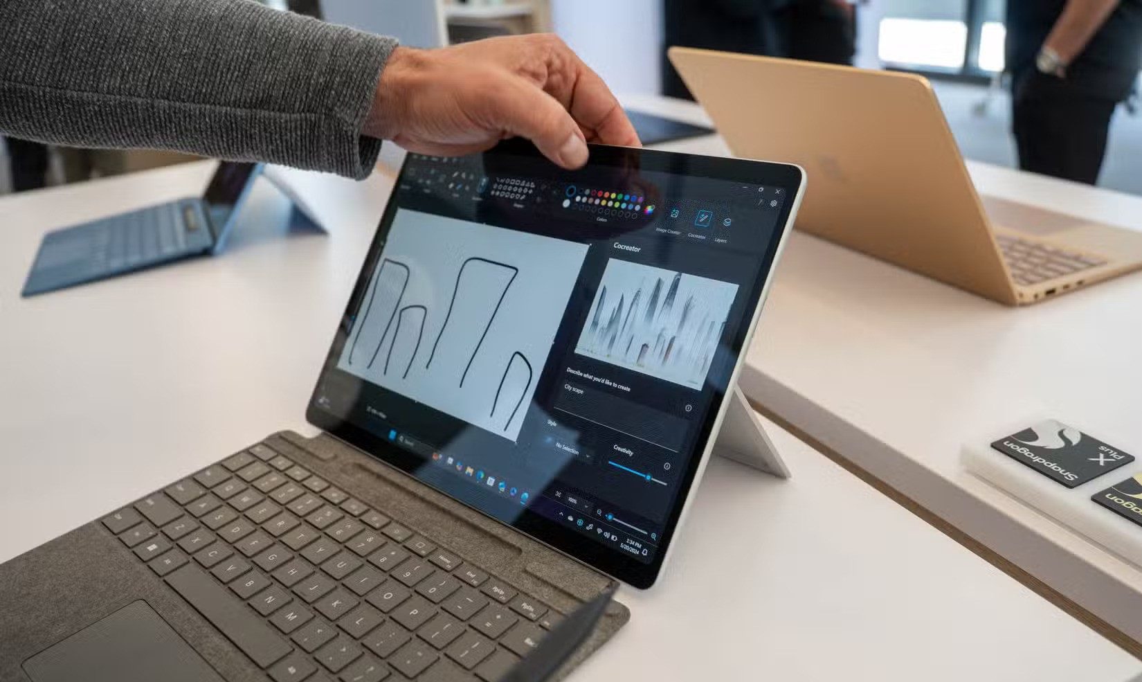 Microsoft Copilot+: Mọi thứ bạn có thể làm với PC Snapdragon X Elite mới của mình 17 Microsoft Copilot Moi thu ban co the lam voi PC Snapdragon X Elite moi cua minh 04 e1734150769117