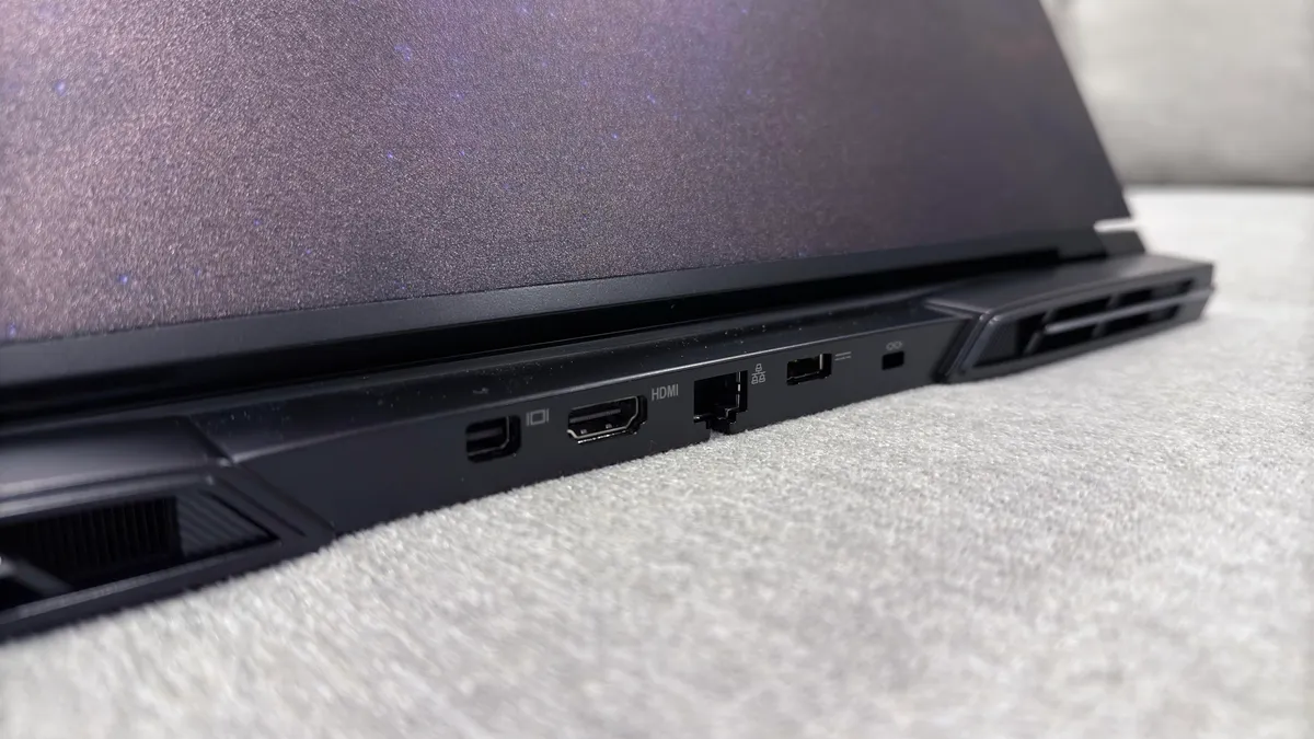 Origin PC Eon17 X v2 8