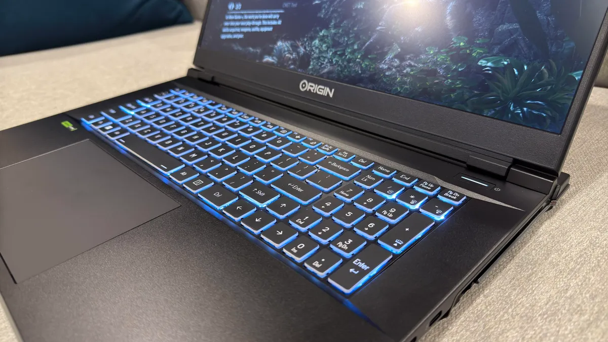 Origin PC Eon17 X v2