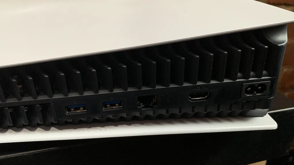 Đánh giá PS5: Bước nhảy vọt vào tương lai của thế giới gaming 26 PS5 3