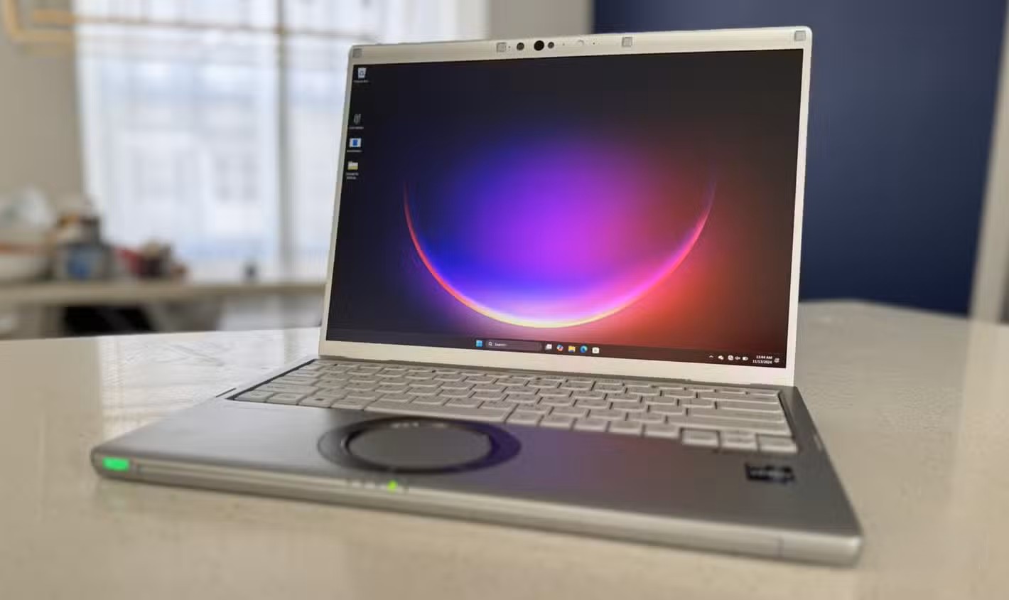 Đánh giá Panasonic Let's Note FV4: Bàn di chuột gây nghiện và trải nghiệm đáng kinh ngạc 4 Panasonic Lets Note FV4 2