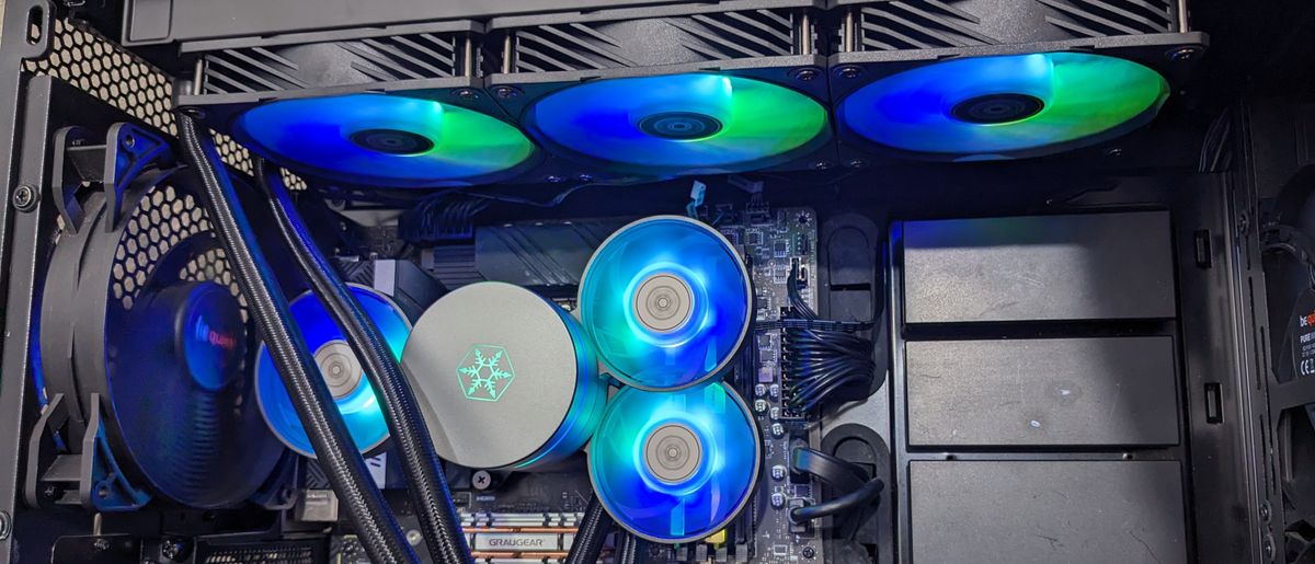 Silverstone IceMyst 360