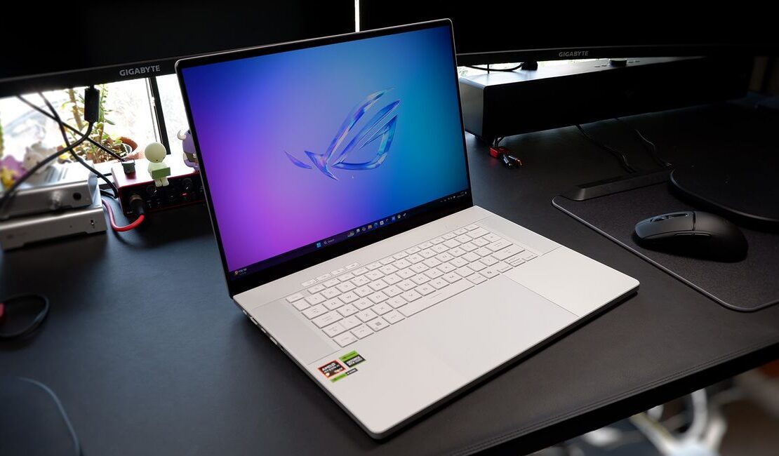 ASUS ROG Zephyrus G16 (GA605) - Sự kết hợp hoàn hảo cho người sáng tạo nội dung và game thủ chuyên nghiệp 27 ASUS ROG Zephyrus G16 GA605 14 e1737189163580