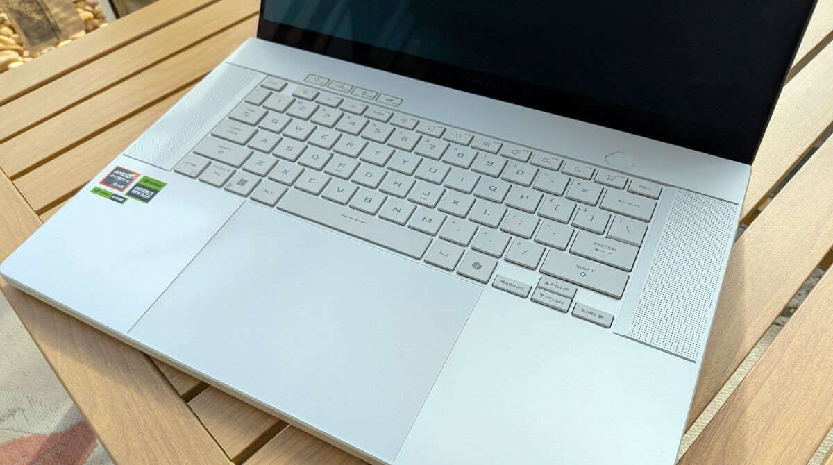 ASUS ROG Zephyrus G16 (GA605) - Sự kết hợp hoàn hảo cho người sáng tạo nội dung và game thủ chuyên nghiệp 22 ASUS ROG Zephyrus G16 GA605 9 e1737180755250