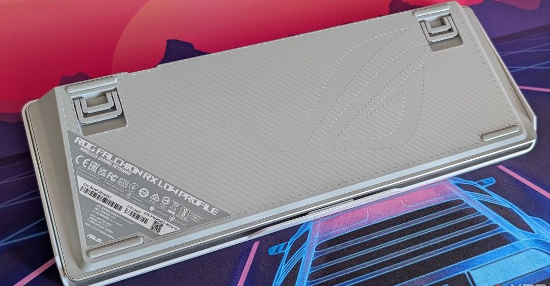 Asus ROG Falchion RX Low Profile 10 e1737550185578