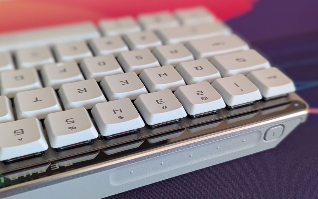 Asus ROG Falchion RX Low Profile 16 e1737550778669