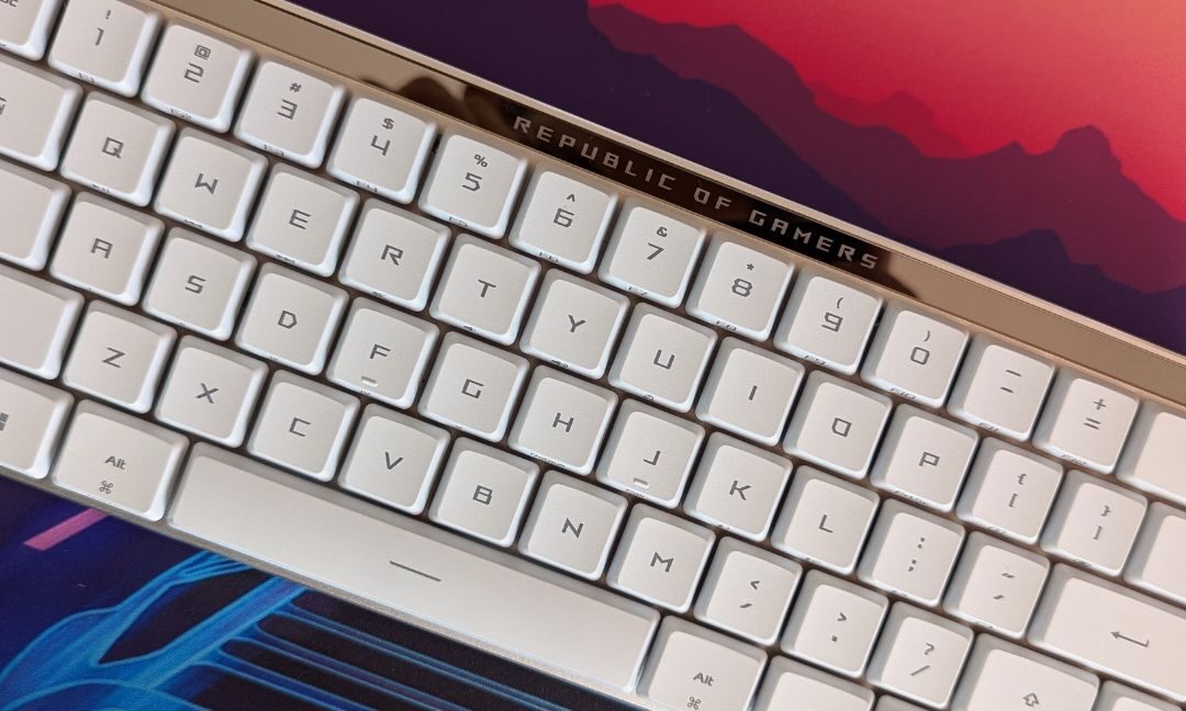 Asus ROG Falchion RX Low Profile 7 1 e1737551197328