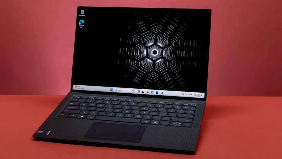 Dell Precision 5490 6