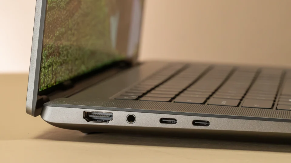 Dell Precision 5690 5