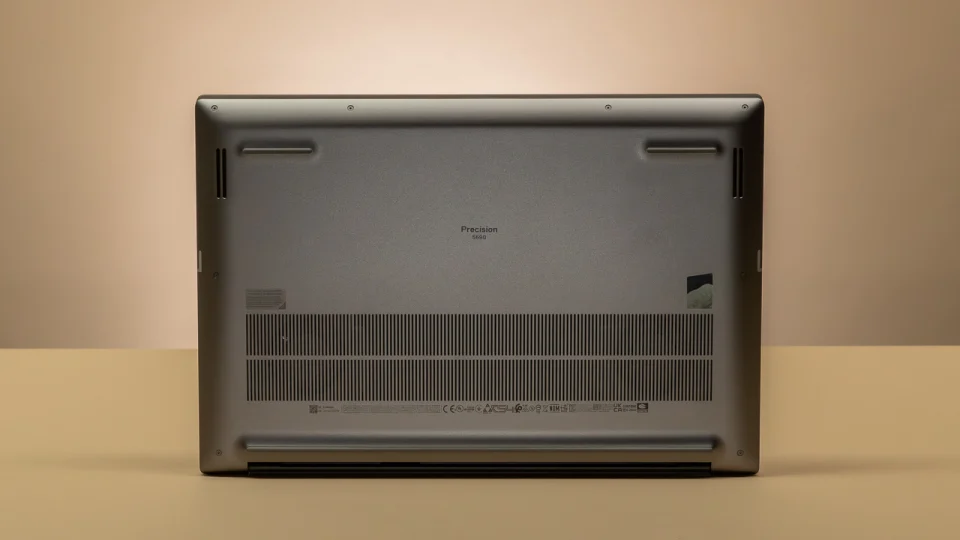 Dell Precision 5690 6