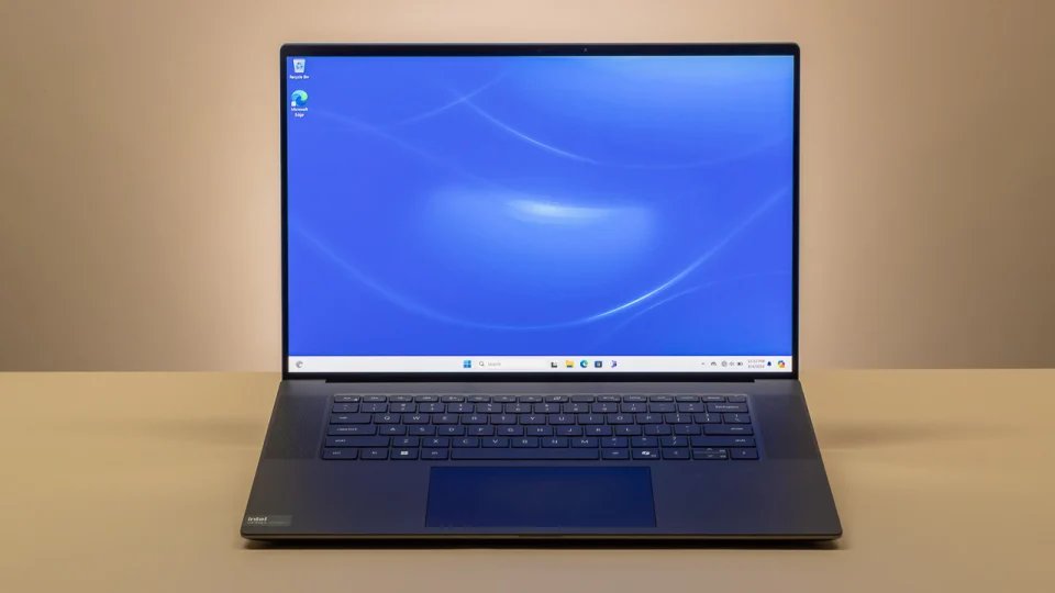 Dell Precision 5690 7